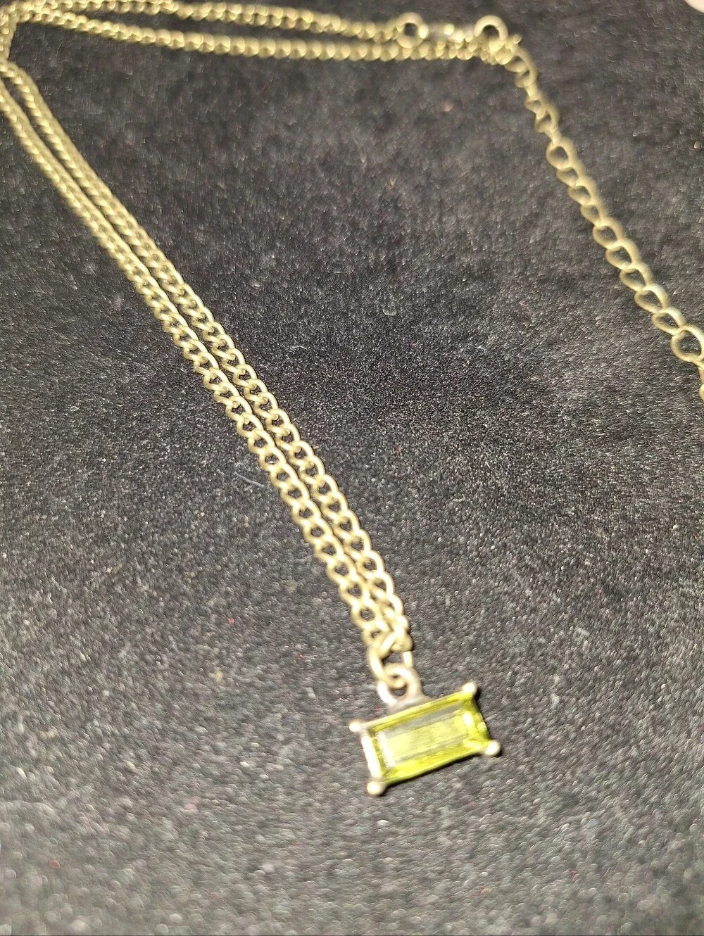 Olivine Green Crystal Pendant Necklace - Bronze Chain